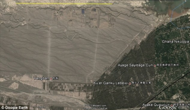 Viaje a ninguna parte, una visión general de toda la zona donde la línea amarilla señala la extraña construcción a muchos Km de cualquier zona civilizada.