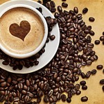 Tomar café reduce el número de suicidios pero el descafeinado puede matarte…